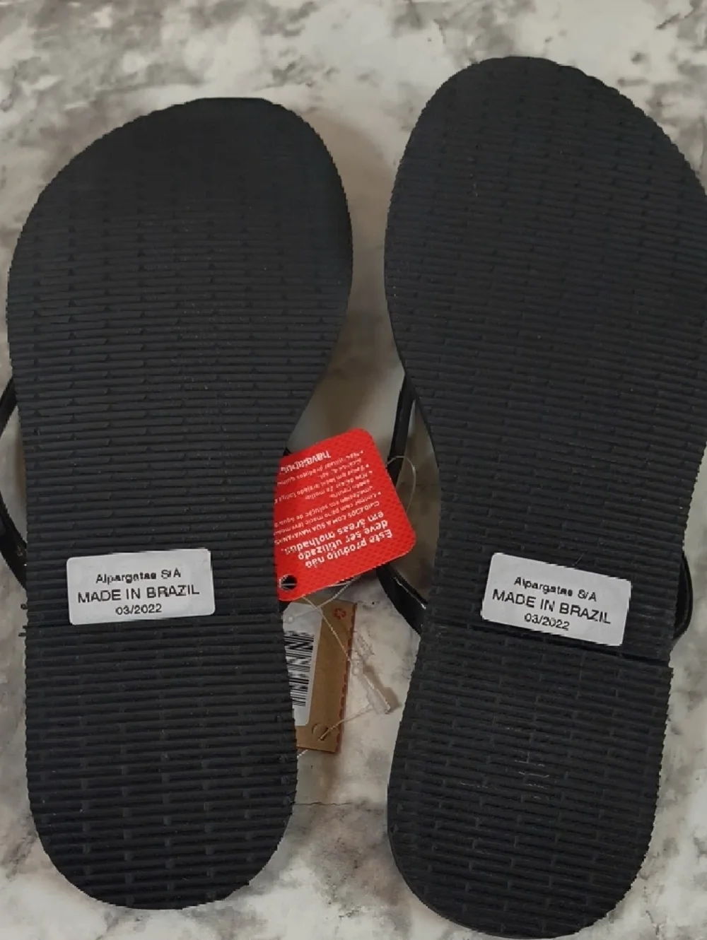 Havaianas Women’s Slim Flip Flops - Black NWT Size 11/12 - Picture 4 of 6